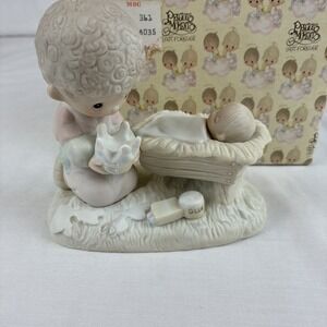 Precious Moments Crown Him Lord Of All Figurine E-2803 Boy Manger 1979 Boxed